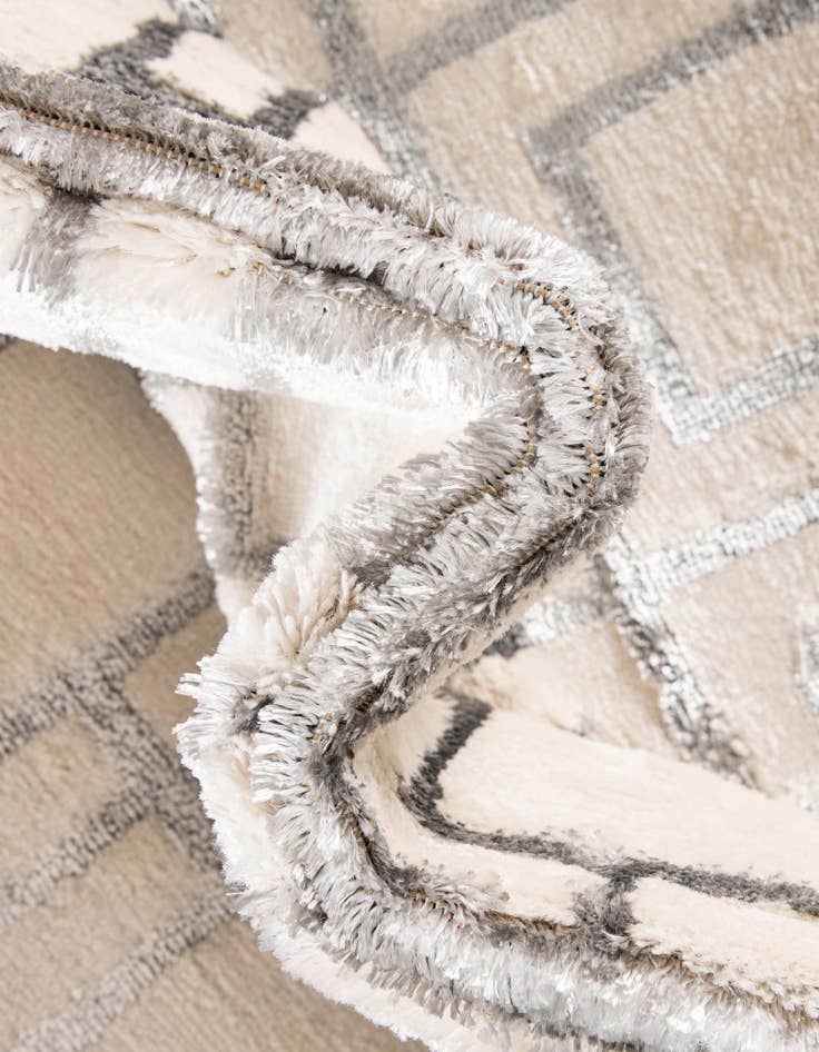 Detail image of  2' x 6'  Marilyn Monroe&trade; Glam Deco Runner Rug