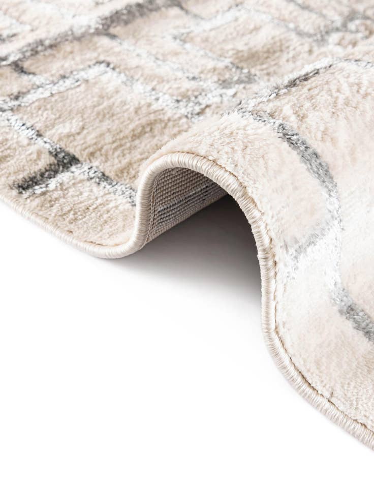 Detail image of  7' 10 x 7' 10  Marilyn Monroe™ Glam Deco Square Rug