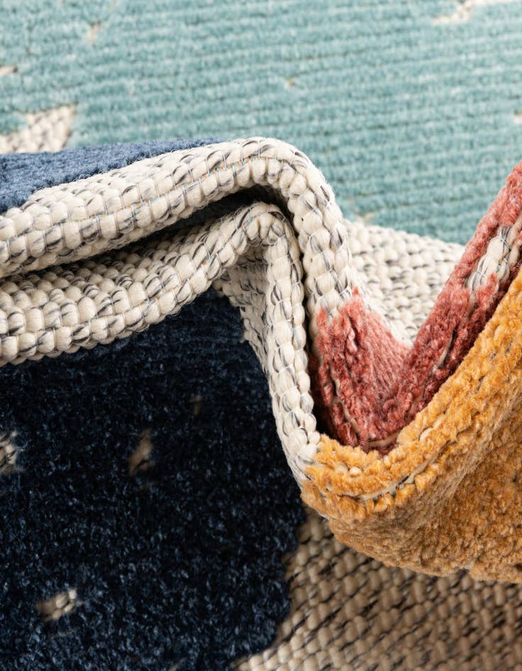 Detail image of  7' 10 x 7' 10  Washable Belize Indoor / Outdoor Square Rug