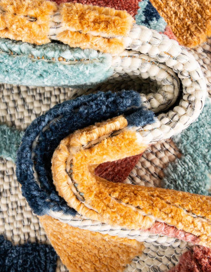 Detail image of  7' 10 x 7' 10  Washable Belize Indoor / Outdoor Square Rug