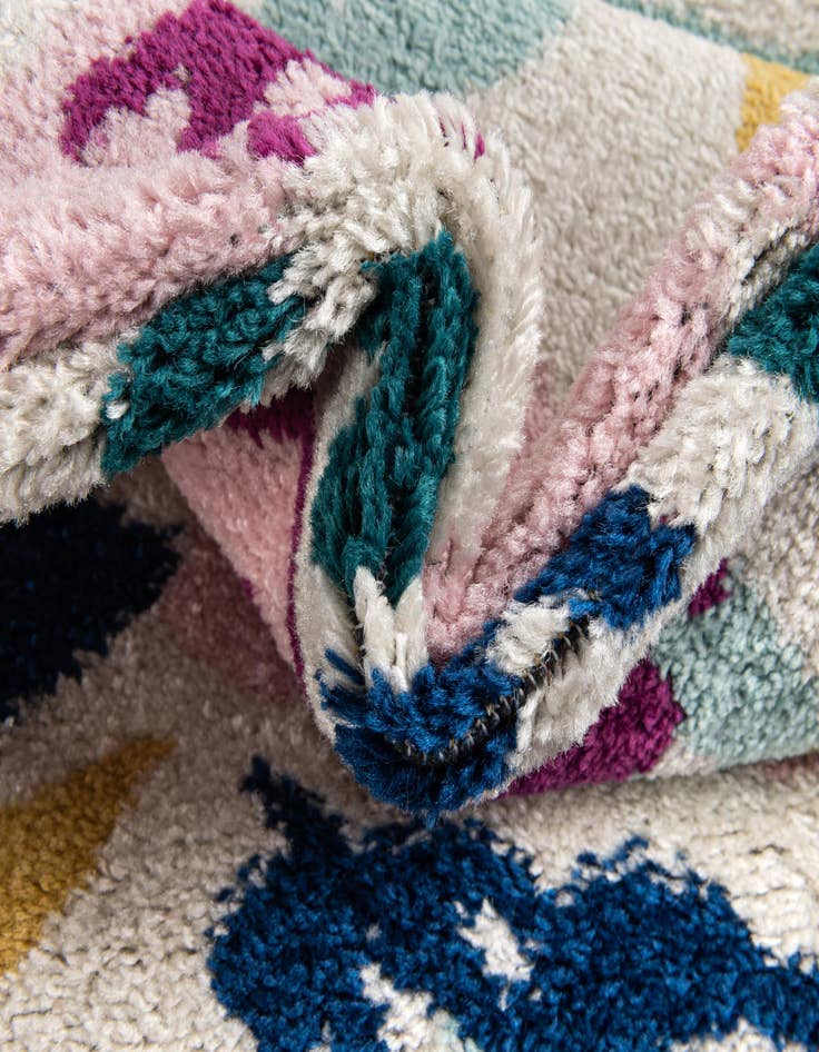 Detail image of  7' 10 x 7' 10 Bloom Square Rug