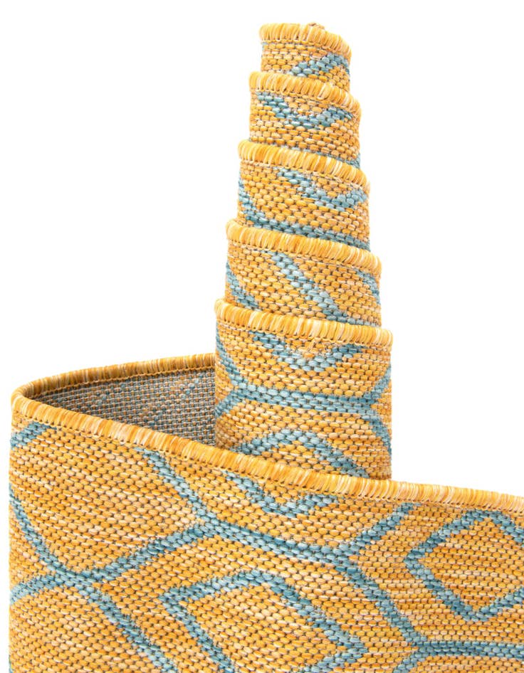 Detail image of  7' 10 x 10'  Washable Jill Zarin Turks and Caicos Indoor / Outdoor Oval Rug