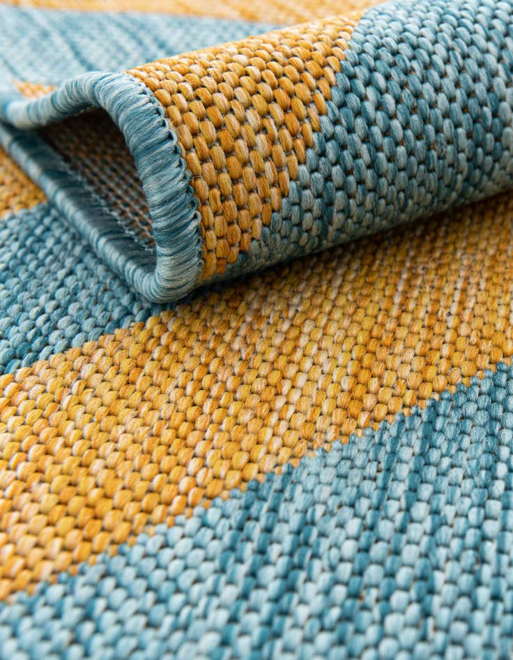 Detail image of  6' 7 x 6' 7  Washable Jill Zarin Napa Indoor / Outdoor Round Rug