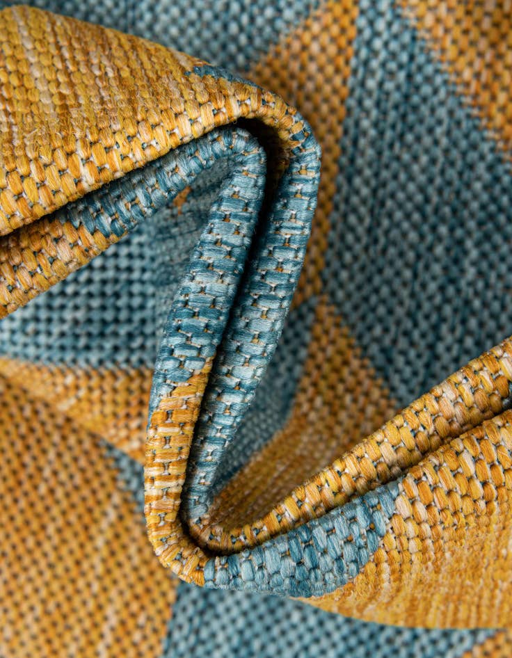 Detail image of  6' 7 x 6' 7  Washable Jill Zarin Napa Indoor / Outdoor Round Rug