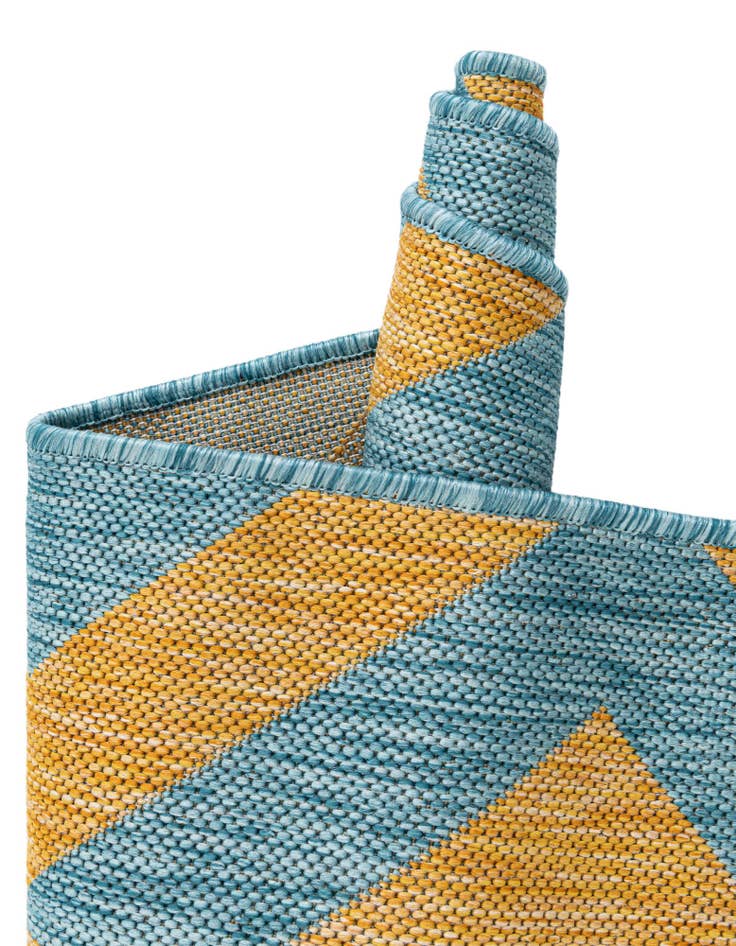 Detail image of  6' 7 x 6' 7  Washable Jill Zarin Napa Indoor / Outdoor Round Rug