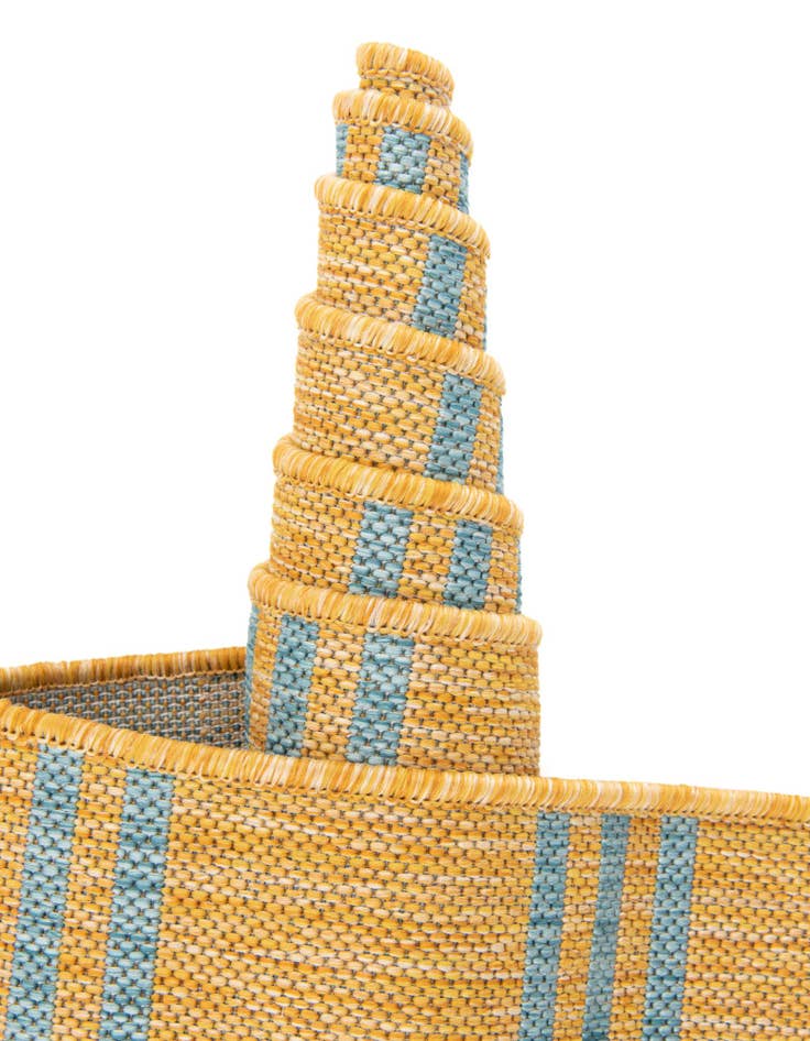 Detail image of  13' x 13'  Washable Jill Zarin Anguilla Indoor / Outdoor Round Rug