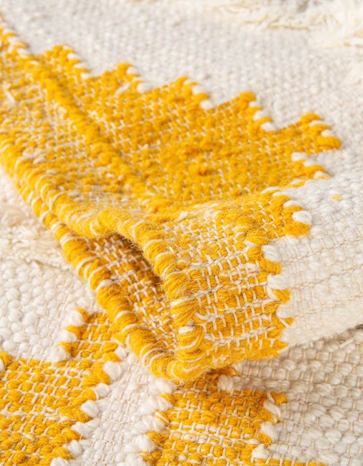 Detail image of  8' x 8'  Hand Woven Arizona Wool Square Rug