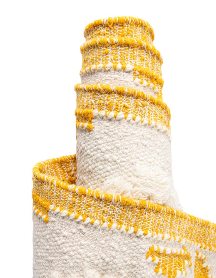 Detail image of  8' x 8'  Hand Woven Arizona Wool Square Rug