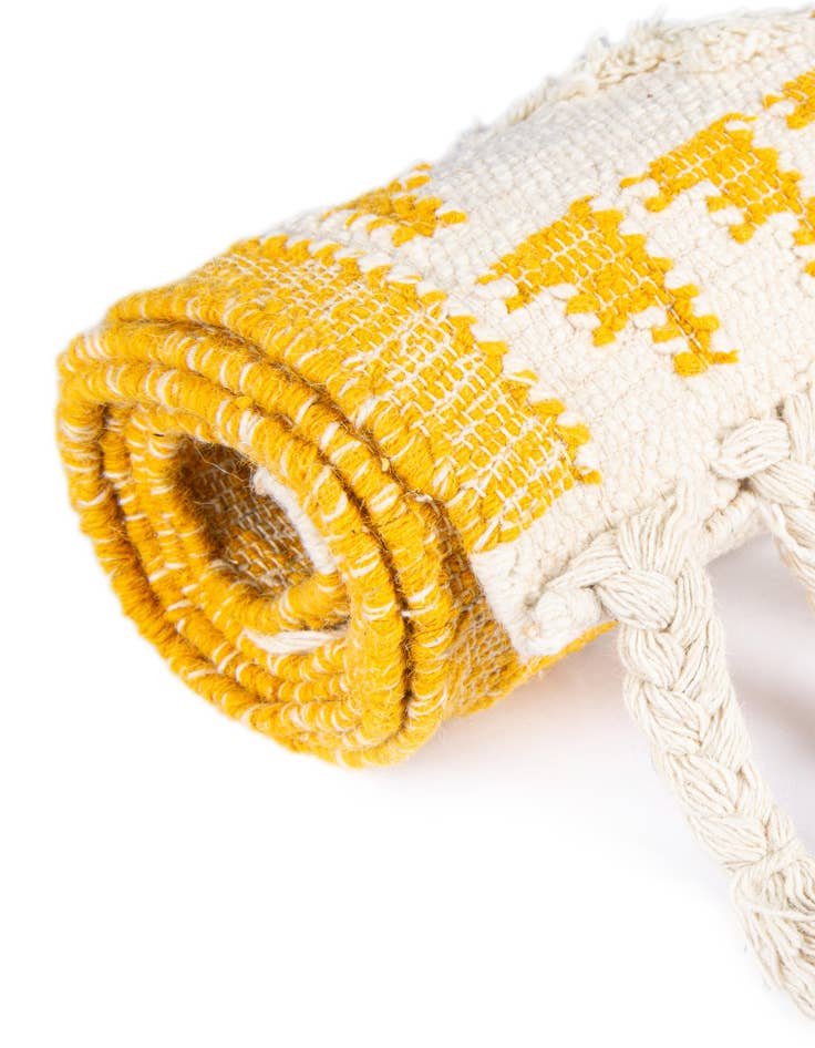 Detail image of  8' x 8'  Hand Woven Arizona Wool Square Rug