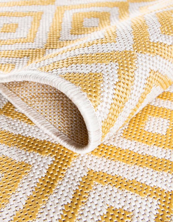 Detail image of  5' 3 x 8'  Washable Jill Zarin Costa Rica Indoor / Outdoor Oval Rug