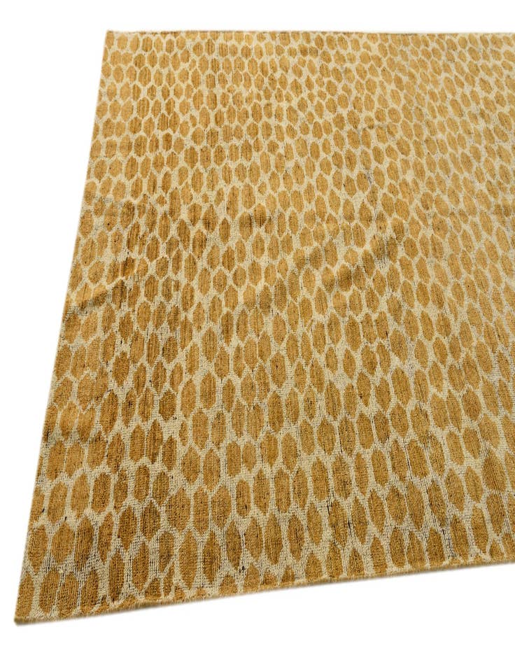 Detail image of  6' 1 x 9'  Hand Knotted Darya Wool Rug