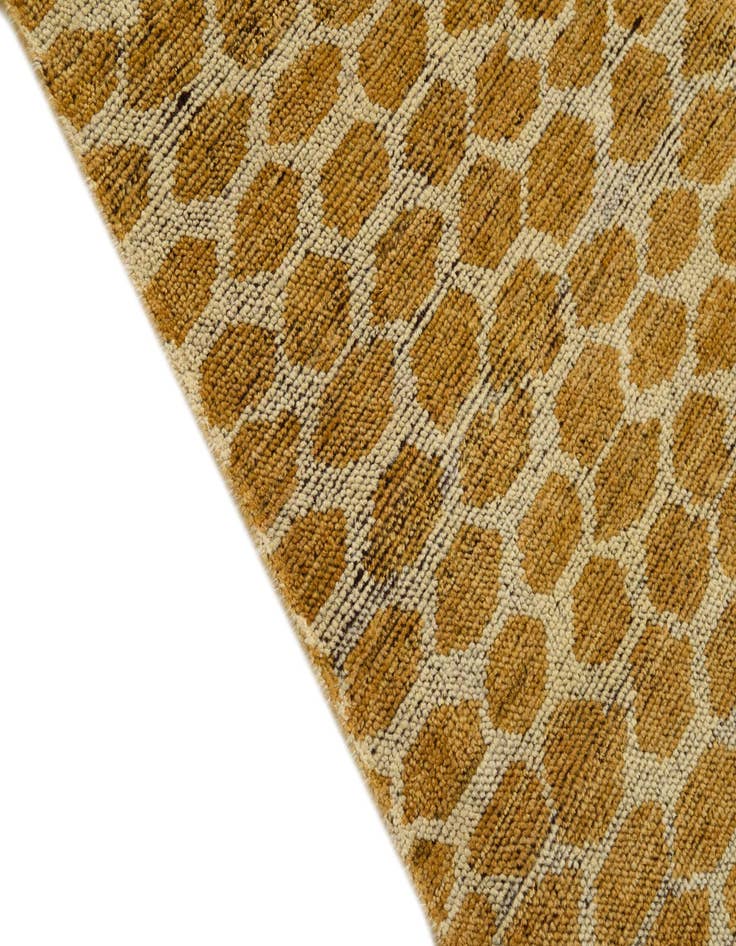 Detail image of  6' 1 x 9'  Hand Knotted Darya Wool Rug