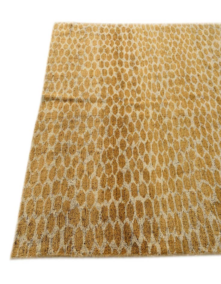Detail image of  6' 1 x 9' 1  Hand Knotted Darya Wool Rug