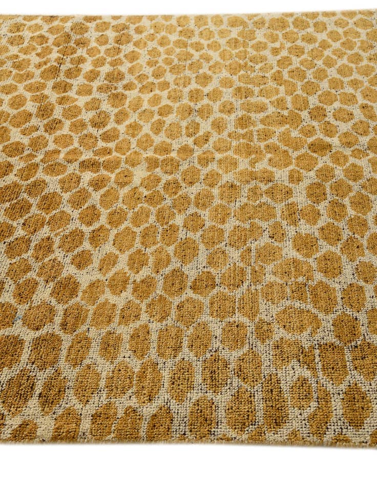 Detail image of  6' 1 x 9' 1  Hand Knotted Darya Wool Rug