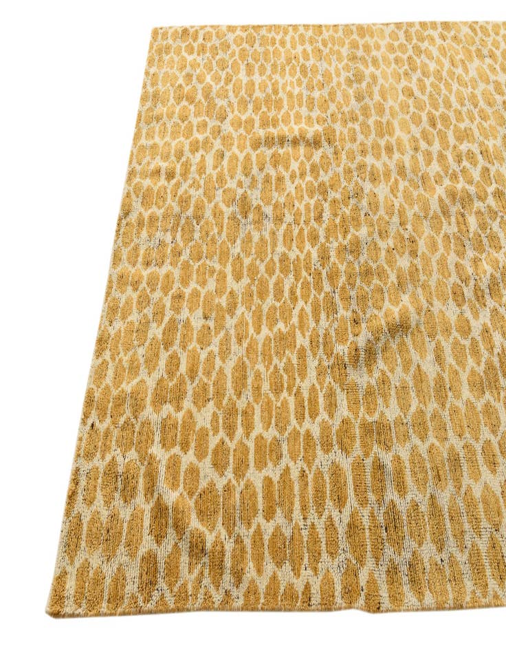 Detail image of  6' x 8' 9  Hand Knotted Darya Wool Rug