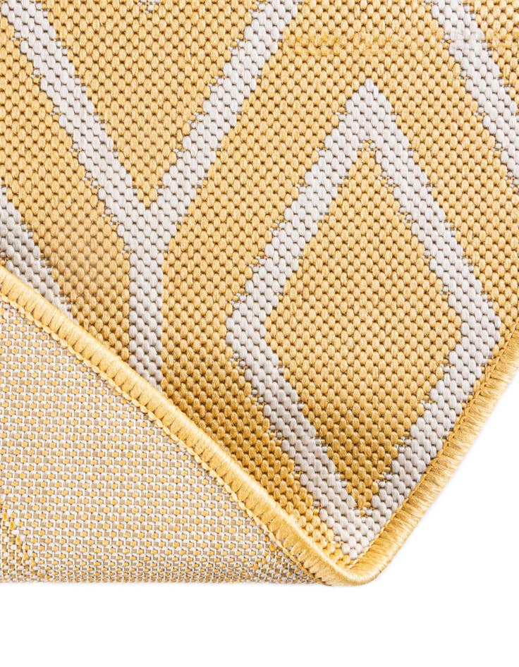 Detail image of  7' x 7'  Washable Jill Zarin Indoor / Outdoor Round Rug