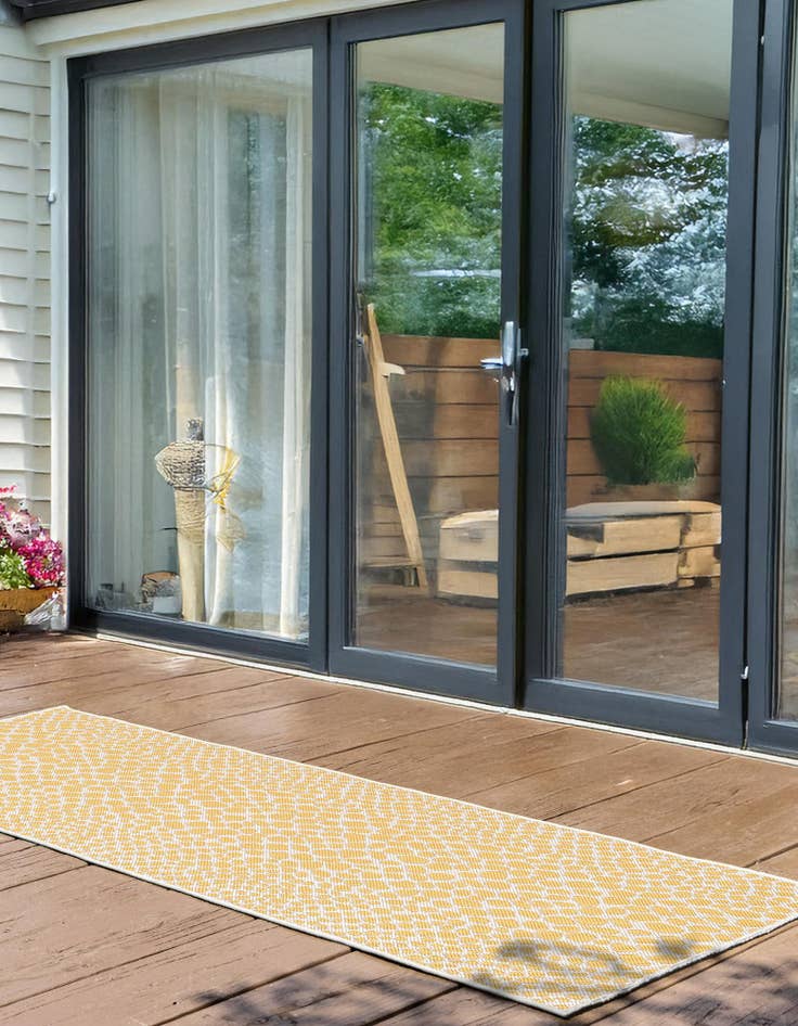 Detail image of  2' x 6'  Washable Jill Zarin Cape Town Indoor / Outdoor Runner Rug