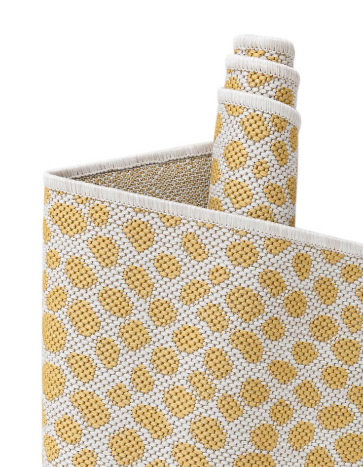 Detail image of  2' x 6'  Washable Jill Zarin Cape Town Indoor / Outdoor Runner Rug