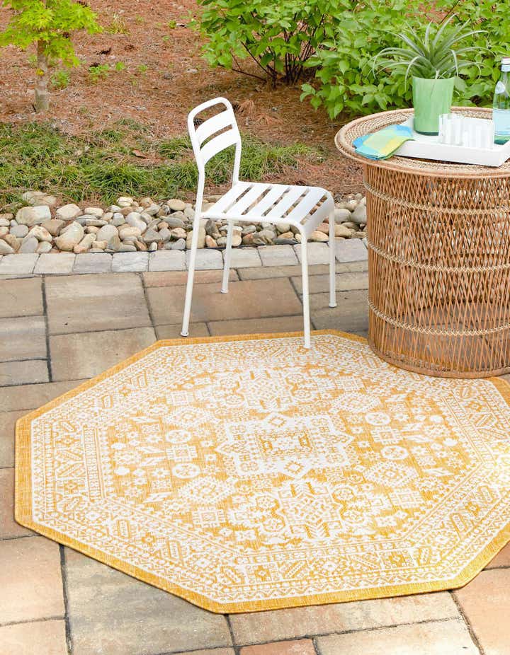 Yellow 7' 10 x 7' 10 Aztec Indoor / Outdoor Octagon Rug | Rugs.com