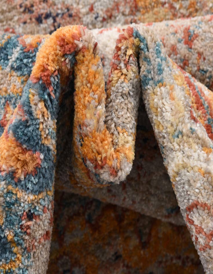 Detail image of  7' 10 x 10' 2 Lola Oval Rug