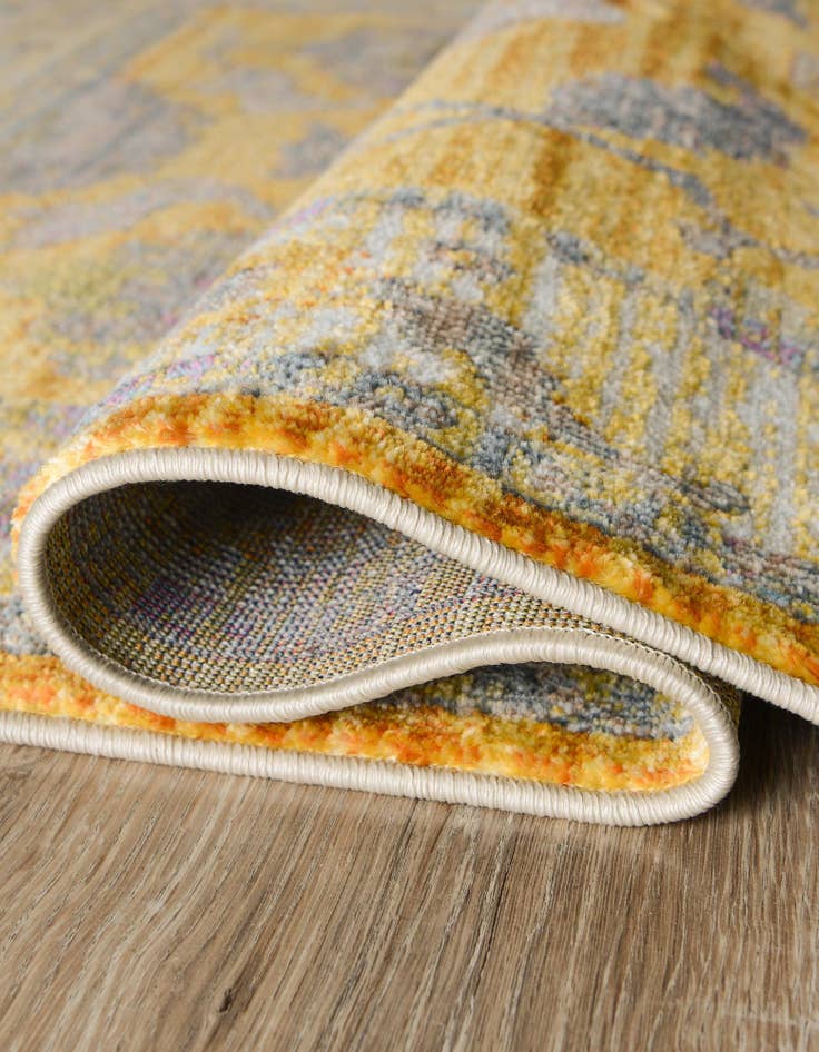 Detail image of  5' 5 x 8' Paragon Oval Rug