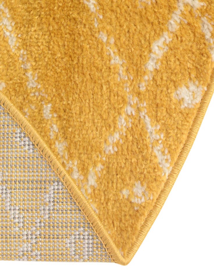 Detail image of  4' x 6' Paxon Trellis Oval Rug