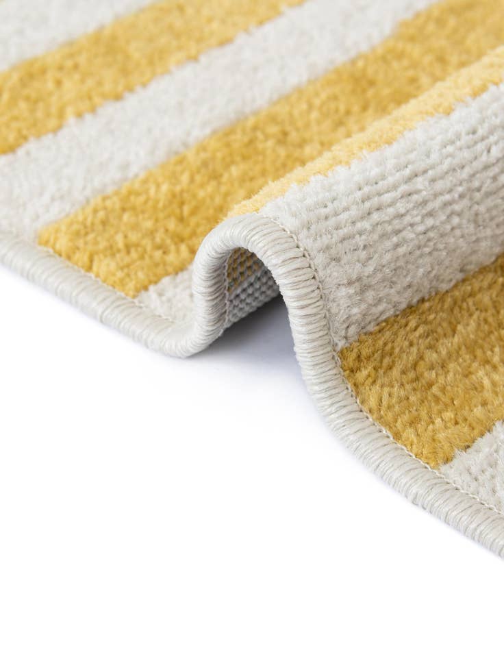 Detail image of  3' x 5' 3 SoHo Oval Rug