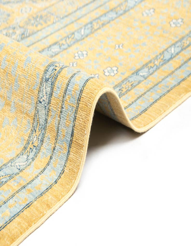 Detail image of  8' 9 x 12' 7  Hand Knotted Amina Rug