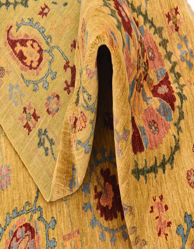 Detail image of  6' 8 x 9' 11  Hand Knotted Ariana Ziegler Oriental Rug