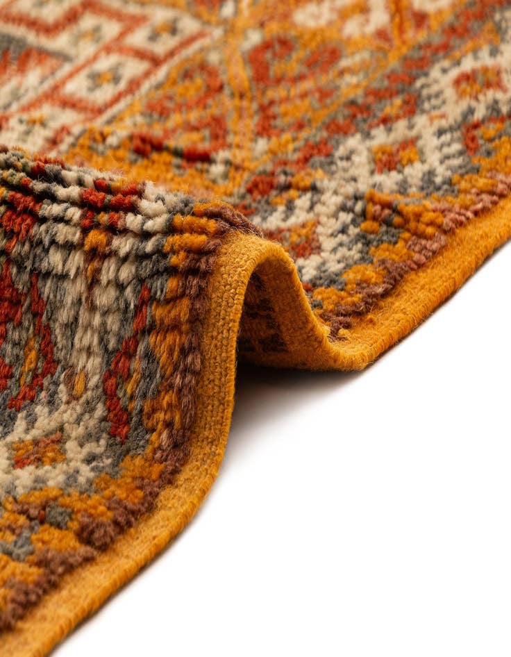 Detail image of  4' 8 x 8' Berber Haut-Atlas Rug