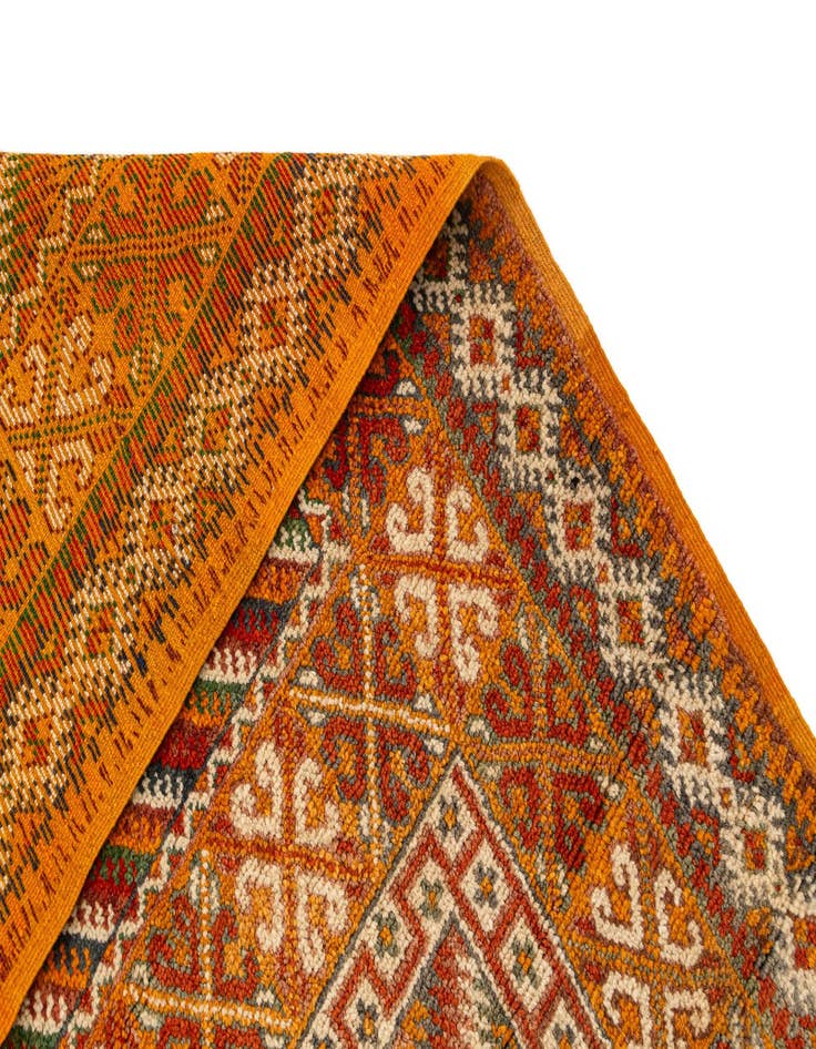 Detail image of  4' 8 x 8' Berber Haut-Atlas Rug