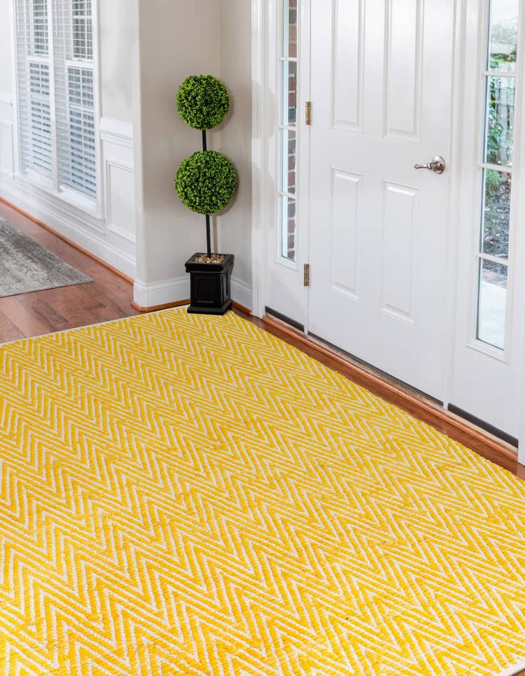 Detail image of  9' x 12'  Hand Woven Chindi Chevron Rug