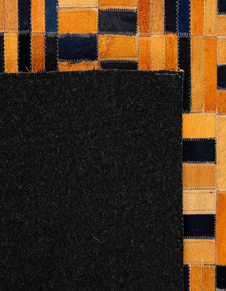 Detail image of  5' 1 x 8' Cowhide - Patchwork Rug