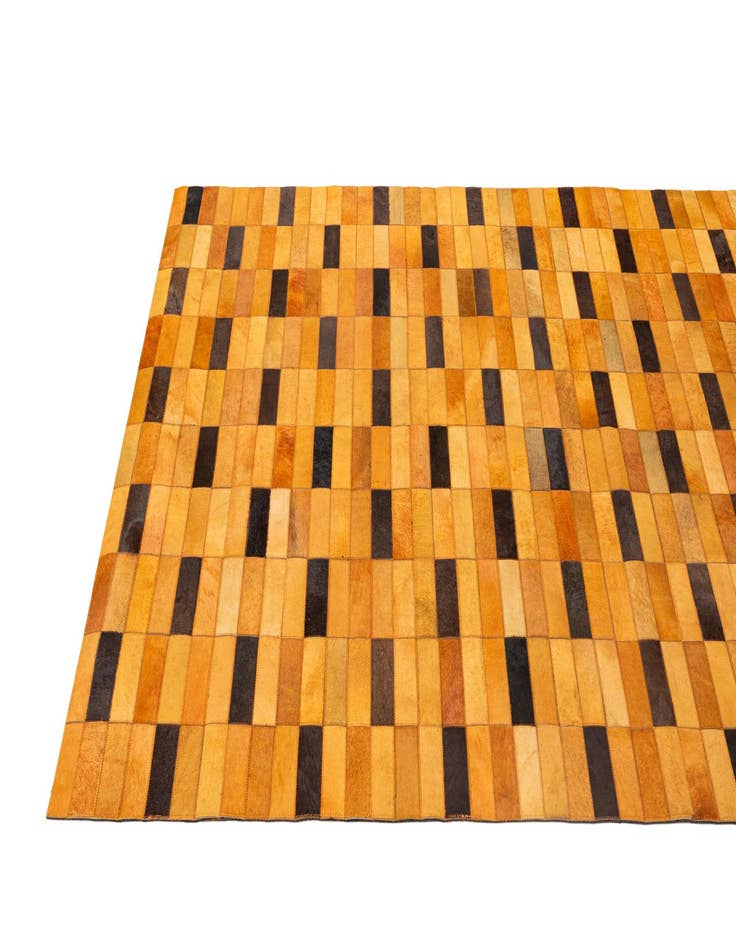 Detail image of  5' 1 x 7' 11 Cowhide - Patchwork Rug