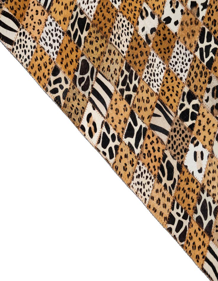 Detail image of  5' 1 x 8' Cowhide Leather Rug