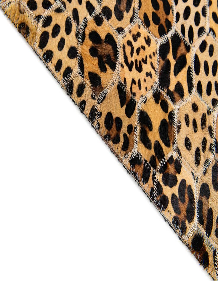 Detail image of  5' x 7' 10 Cowhide Stocks Rug