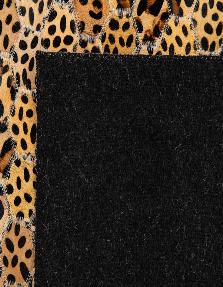 Detail image of  5' x 7' 10 Cowhide Stocks Rug