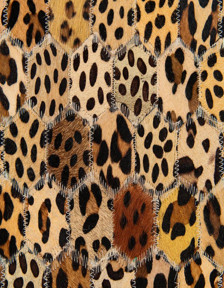 Detail image of  4' 11 x 8' Cowhide Stocks Rug