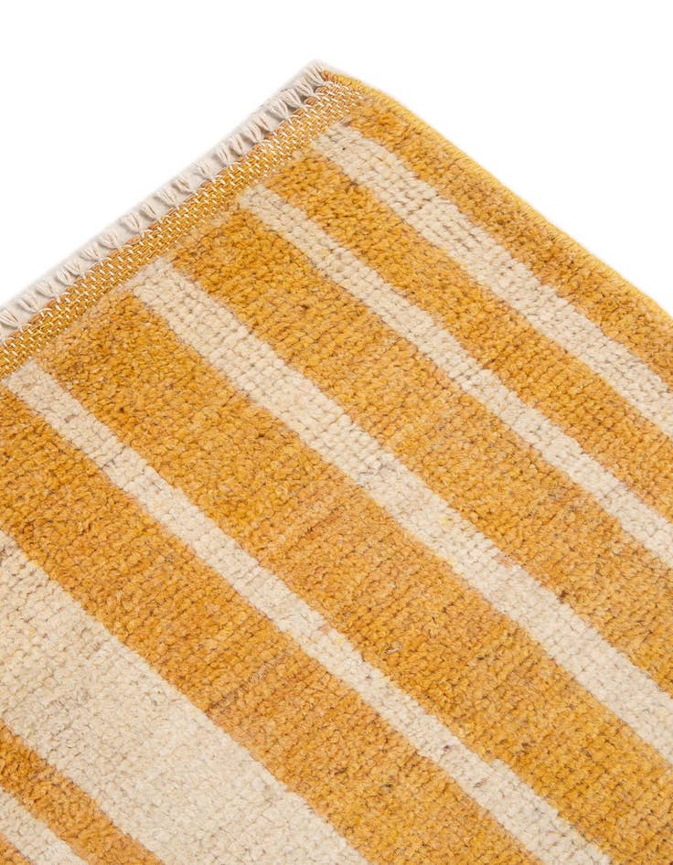 Detail image of  4' 3 x 6'  Hand Knotted Darya Wool Rug