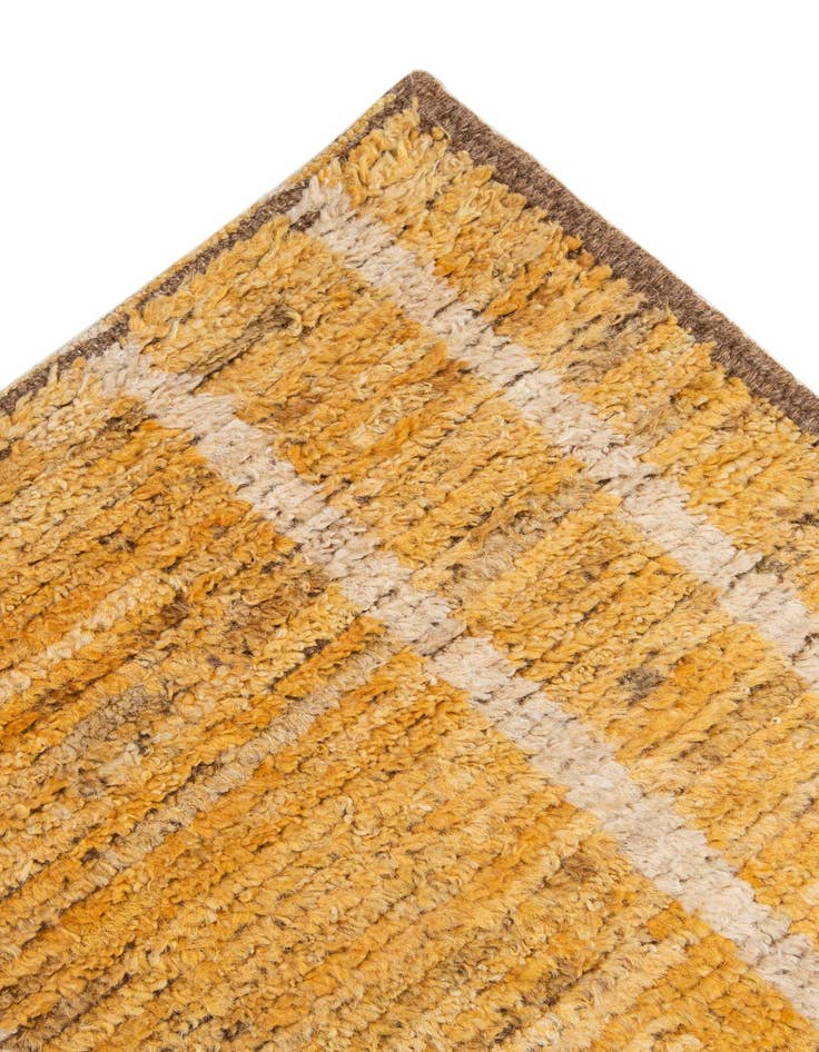 Detail image of  5' 6 x 7' 7  Hand Knotted Darya Wool Rug