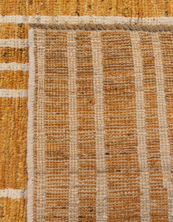 Detail image of  5' 9 x 8'  Hand Knotted Darya Wool Rug