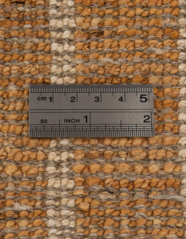 Detail image of  5' 11 x 7' 10  Hand Knotted Darya Wool Rug