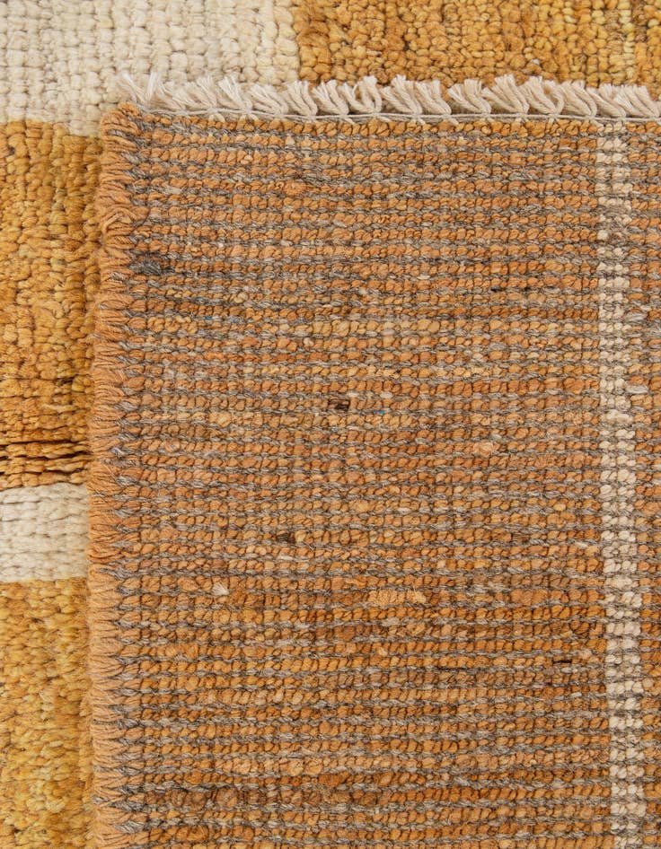 Detail image of  5' 11 x 7' 10  Hand Knotted Darya Wool Rug