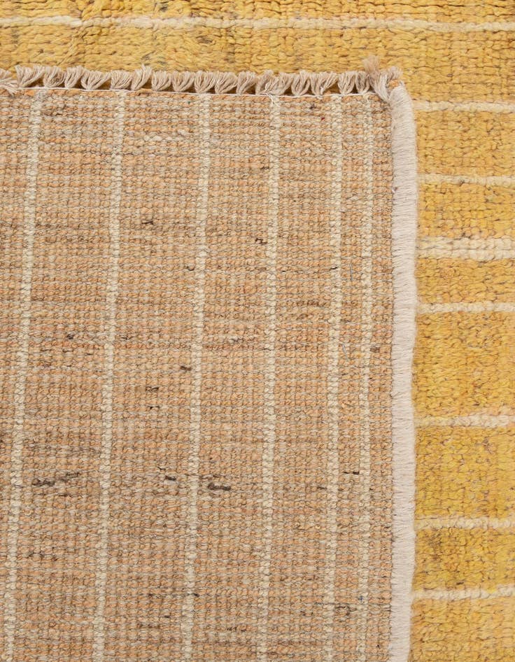 Detail image of  6' 6 x 9' 8  Hand Knotted Darya Wool Rug