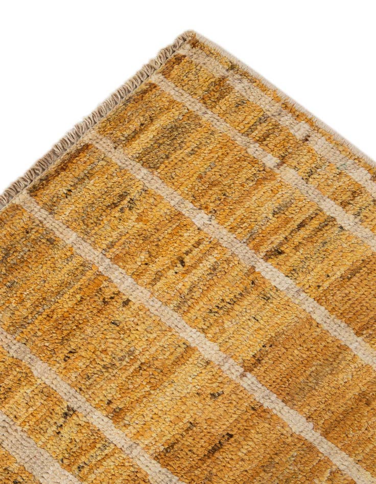 Detail image of  6' 8 x 9' 6  Hand Knotted Darya Wool Rug