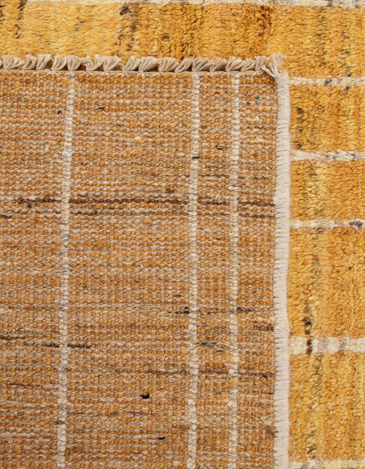 Detail image of  6' 8 x 9' 9  Hand Knotted Darya Wool Rug