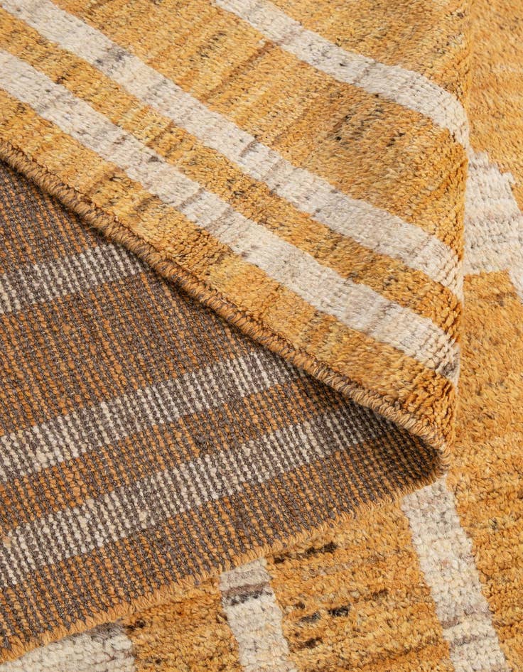 Detail image of  6' 9 x 9' 7  Hand Knotted Darya Wool Rug