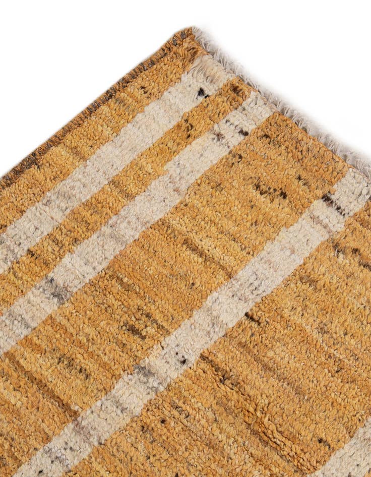 Detail image of  6' 9 x 9' 7  Hand Knotted Darya Wool Rug