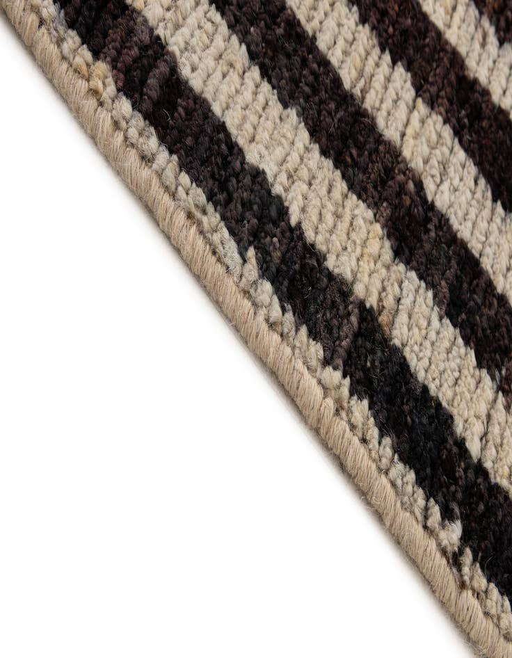 Detail image of  8' x 9' 10  Hand Knotted Darya Wool Rug