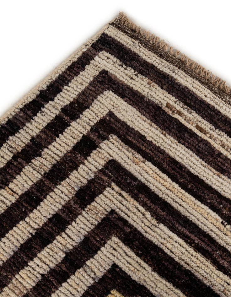 Detail image of  8' x 9' 10  Hand Knotted Darya Wool Rug